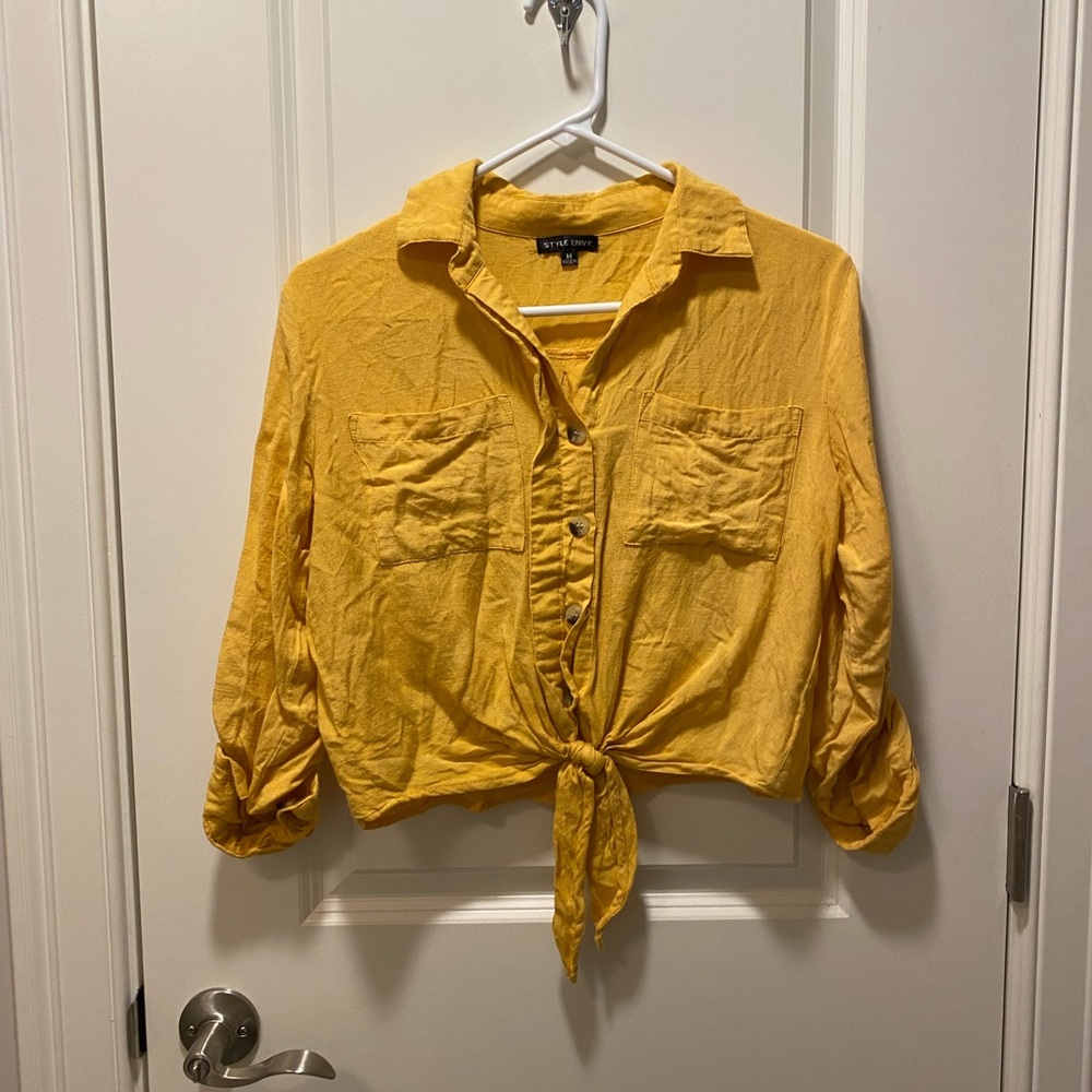 Style Envy Cropped Button-Down Shirt